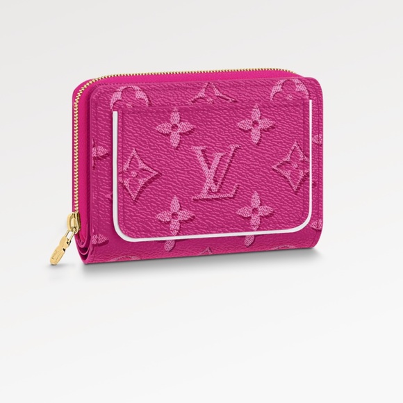 Sold x BNWT Louis vuitton Limited Edition pink canvas Lou wallet - Picture 9 of 12